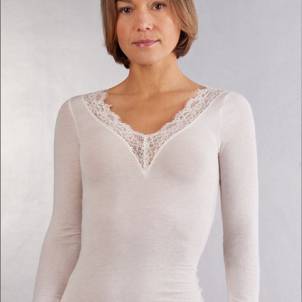 Intimissimi — Modal Cashmere Ultralight Long Lace Shirt — Vanilla
